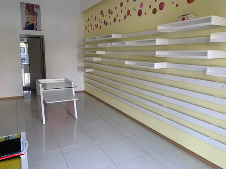 Store 36sqm for rent-Nea Erithraia