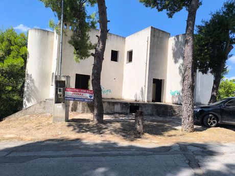 Apartment complex 762sqm for sale-Dionisos