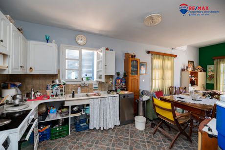 Apartment complex 263,42sqm for sale-Santorini