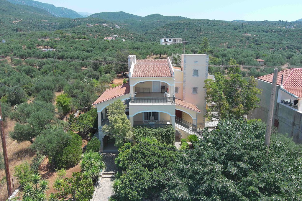 Βίλλα 270 τ.μ. πρός πώληση, Μεσσηνία, Καλαμάτα
