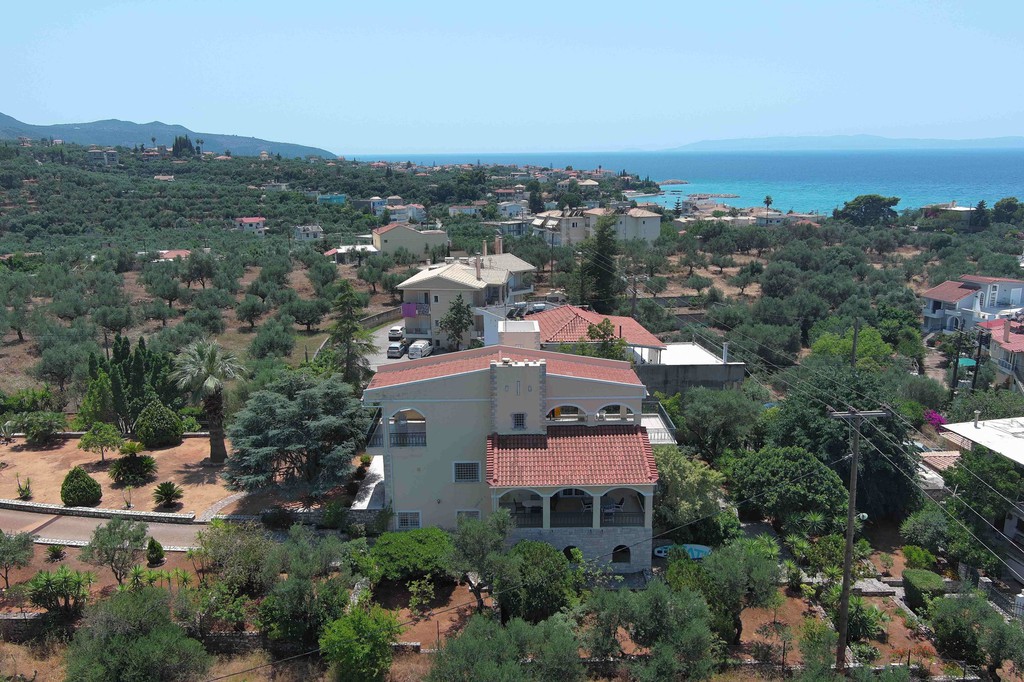 Βίλλα 270 τ.μ. πρός πώληση, Μεσσηνία, Καλαμάτα