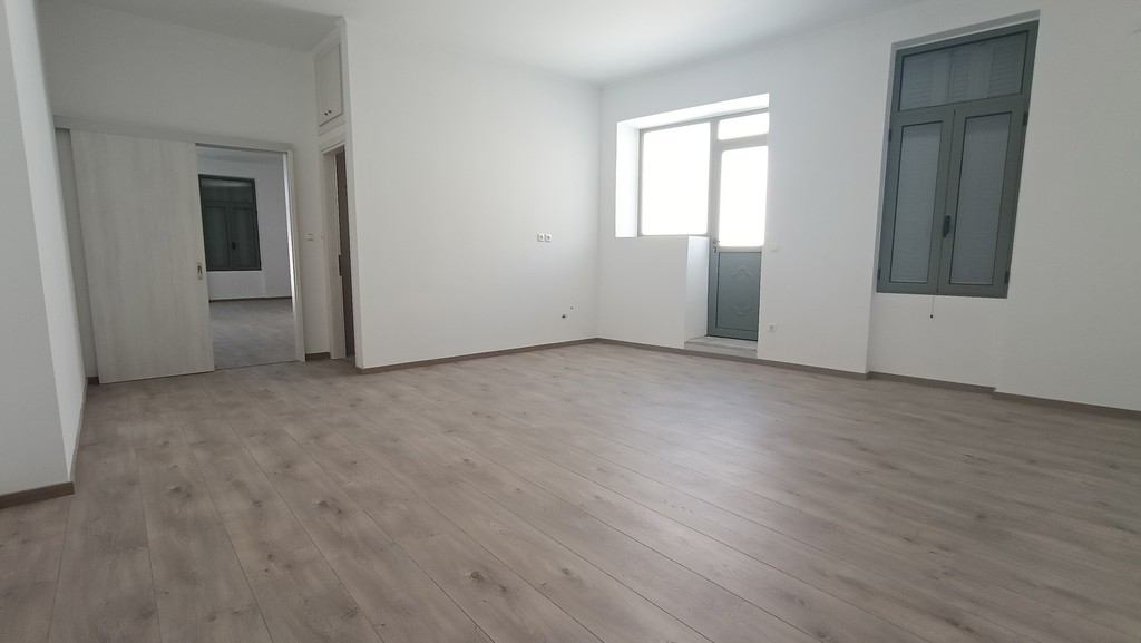 Γραφείο 88 τ.μ. πρός ενοικίαση, Μεσσηνία, Κυπαρισσία