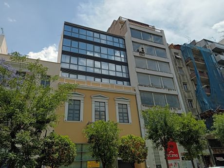 Επιχειρηματικό κτίριο 1.094τ.μ. για ενοικίαση-Πειραιάς - κέντρο