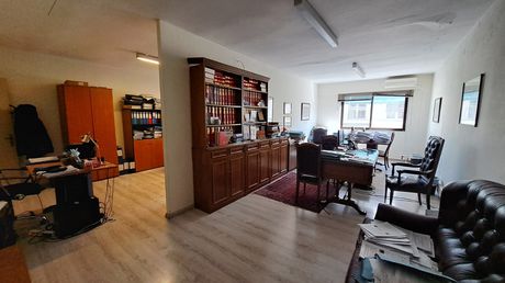 Business bulding 650sqm for rent-Ampelokipoi - Pentagon