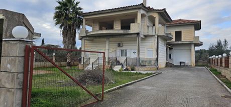 Κτίριο 372τ.μ. για πώληση-Καλαμάτα