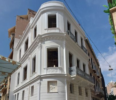 Επιχειρηματικό κτίριο 372τ.μ. για πώληση-Κέντρο