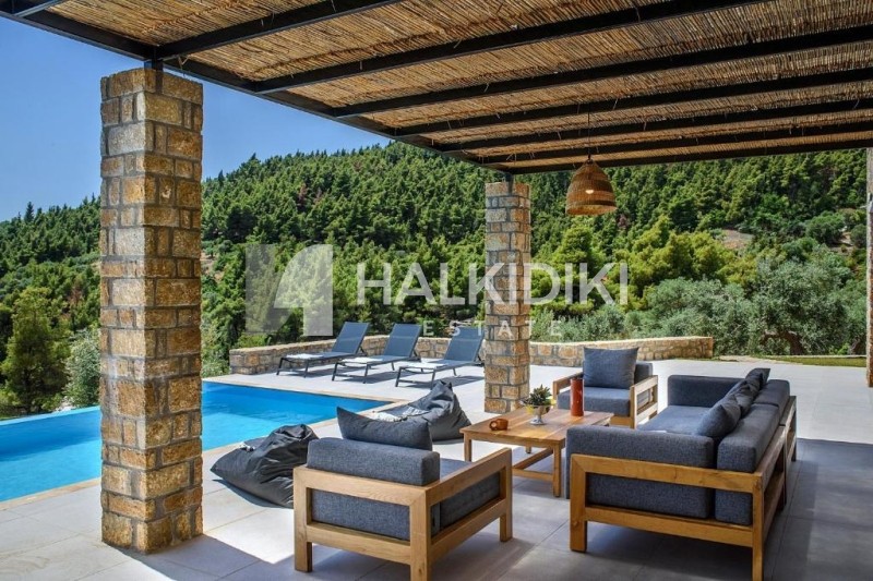 Βίλλα 240 τ.μ. πρός πώληση, Χαλκιδική, Σιθωνία