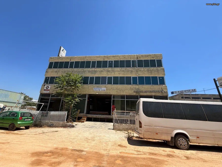Επιχειρηματικό κτίριο 2.650 τ.μ. πρός πώληση, Αθήνα - Δυτικά Προάστια, Αιγάλεω