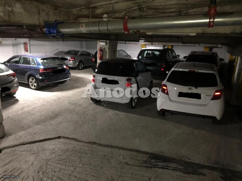 Parking 1.180 τ.μ. πρός πώληση, Αθήνα - Κέντρο, Πατήσια