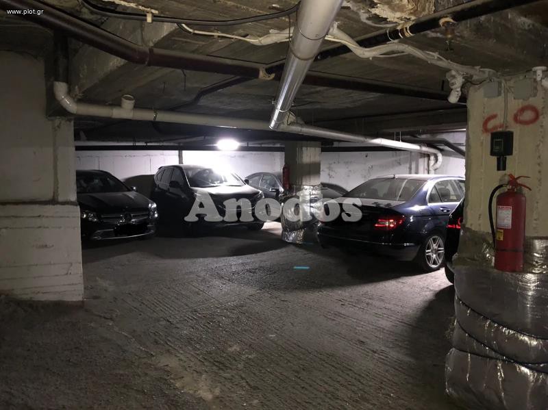 Parking 1.180 τ.μ. πρός πώληση, Αθήνα - Κέντρο, Πατήσια