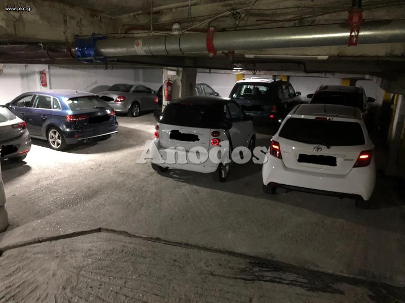 Parking 1.180 τ.μ. πρός πώληση, Αθήνα - Κέντρο, Πατήσια
