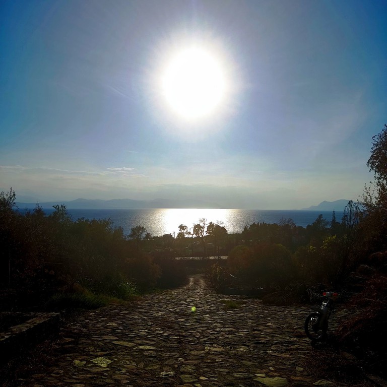 Οικόπεδο 5.725 τ.μ. πρός πώληση, Εύβοια, Λίμνη