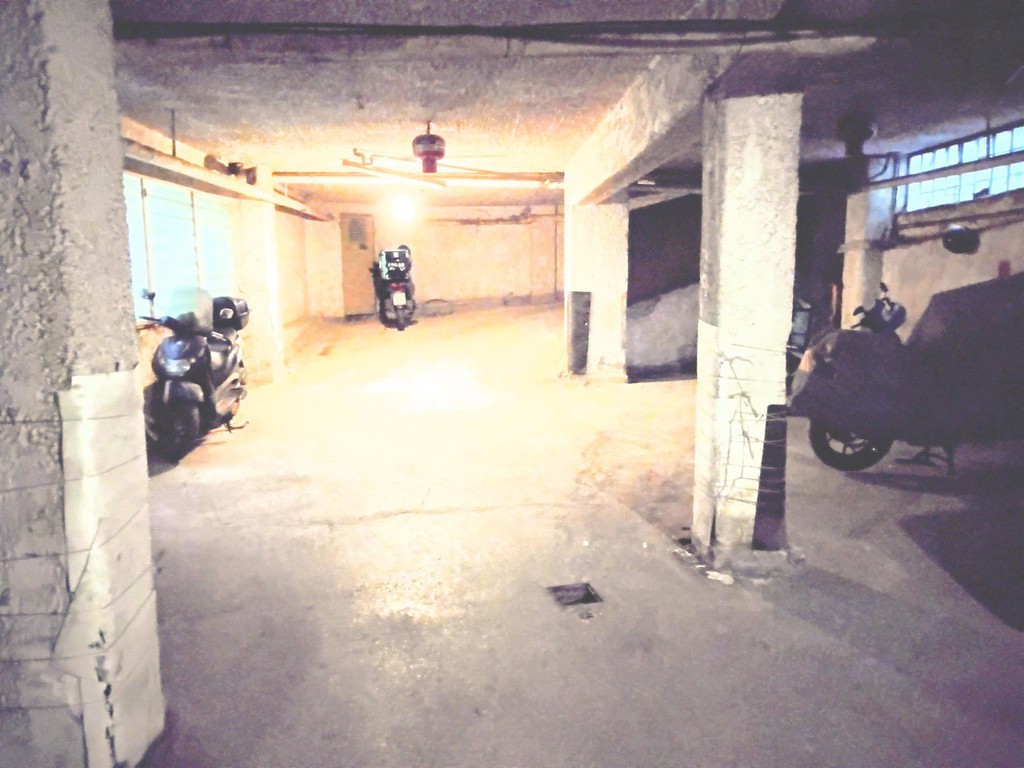 Parking 387 τ.μ. πρός πώληση, Αθήνα - Νότια Προάστια, Καλλιθέα