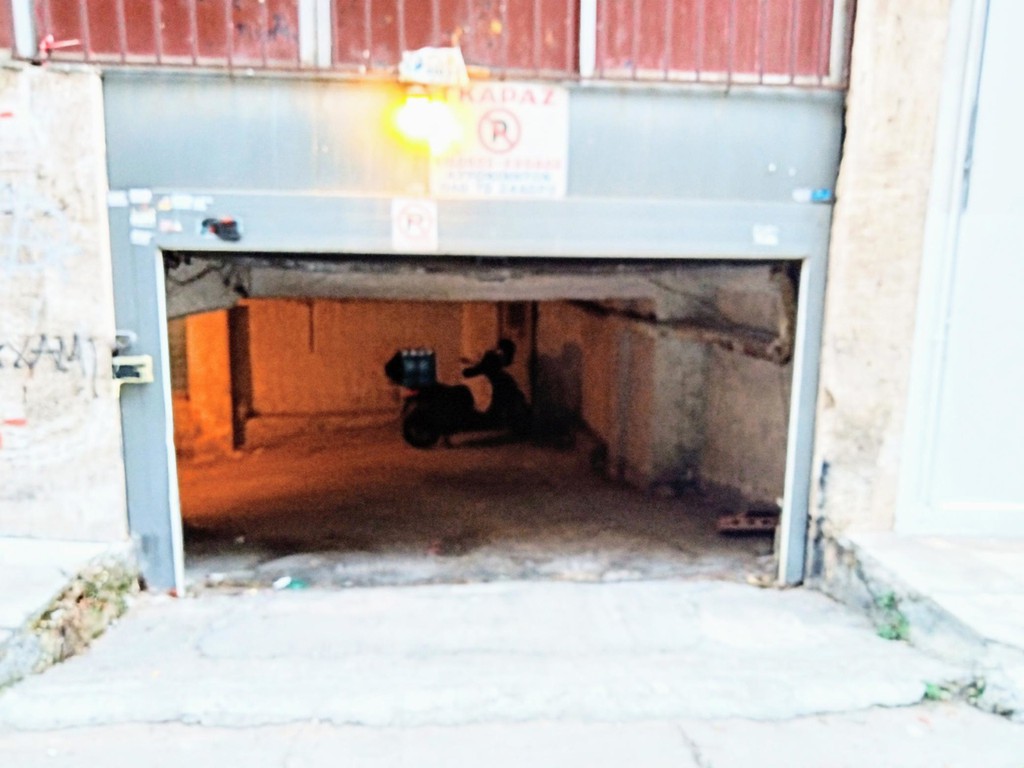 Parking 387 τ.μ. πρός πώληση, Αθήνα - Νότια Προάστια, Καλλιθέα