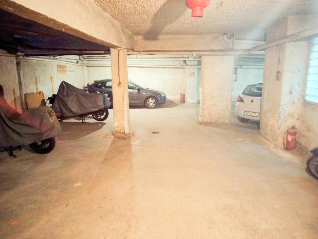 Parking 387 τ.μ. πρός πώληση, Αθήνα - Νότια Προάστια, Καλλιθέα