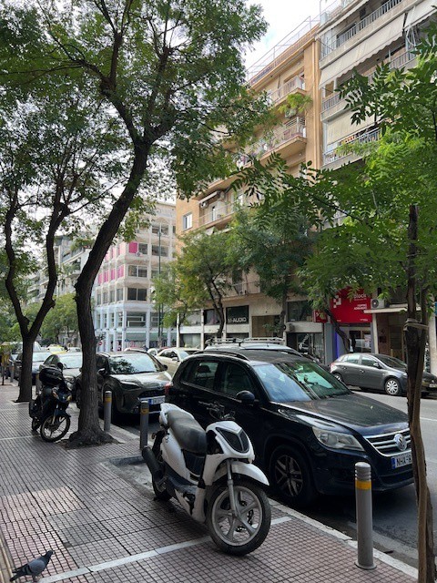 Κατάστημα 272 τ.μ. προς ενοικίαση, Αγ. Μελετίου - Πλ. Βικτωρίας - Μάρνη
