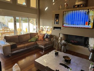 Maisonette 250 sqm for sale