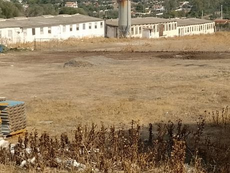 Warehouse 1.200sqm for rent-Kalivia Thorikou