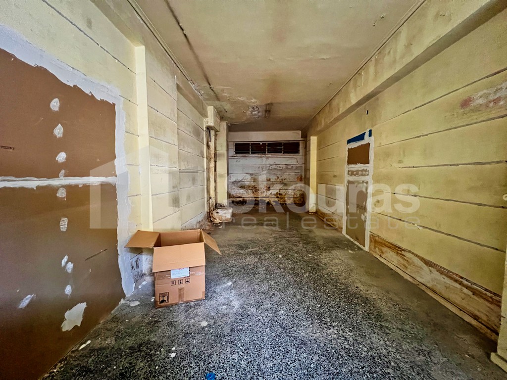 Store 30 sqm for rent, Korinthos