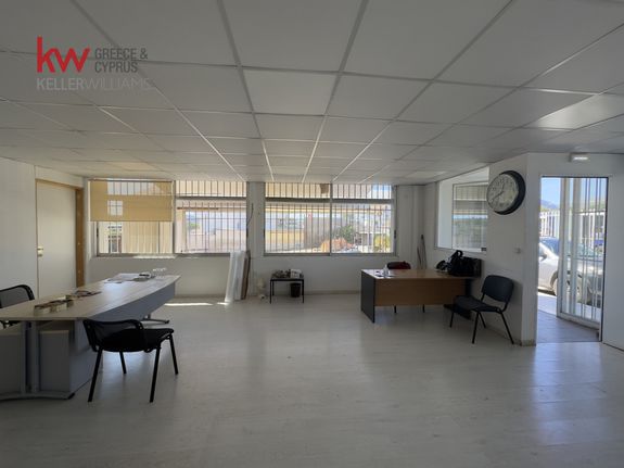 Επιχειρηματικό κτίριο 1.500 τ.μ. για ενοικίαση, Αθήνα - Ανατολικά Προάστια, Κορωπί