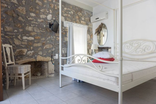 Apartment 35 sqm for rent, Rethymno Prefecture, Rethimno