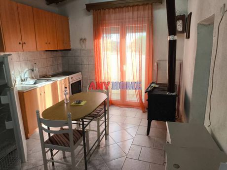 Detached home 40sqm for rent-Kallikrateia » Center