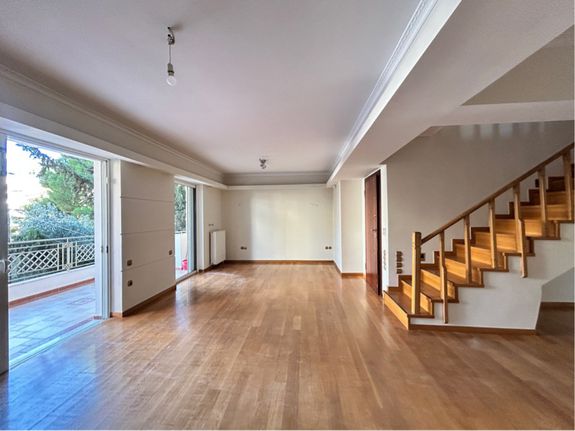 Μεζονέτα 170 τ.μ. για ενοικίαση, Αθήνα - Βόρεια Προάστια, Χολαργός