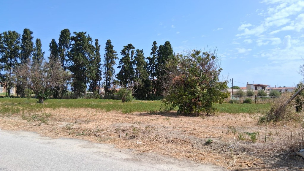 Οικόπεδο 1.013,44 τ.μ. προς πώληση, Βραχάτι