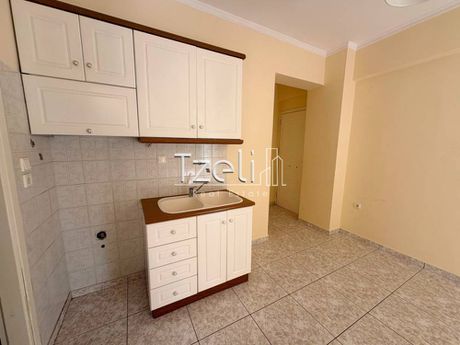 Studio / γκαρσονιέρα 30τ.μ. για ενοικίαση-Πάτρα » Κοτρώνι