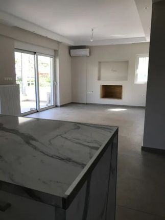 Apartment 96 sqm for rent, Athens - South, Voula