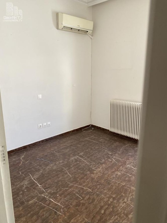 Κτίριο 225 τ.μ. πρός πώληση, Πειραιάς, Παλαιά Κοκκινιά