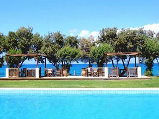 Ξενοδοχείο 1.410 τ.μ. για πώληση, Ν. Χανίων, Κολυμβάρι-thumb-1