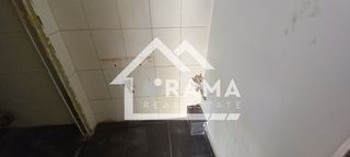 Κατάστημα 58 τ.μ. προς πώληση, Ζαρουχλέικα-thumb-5