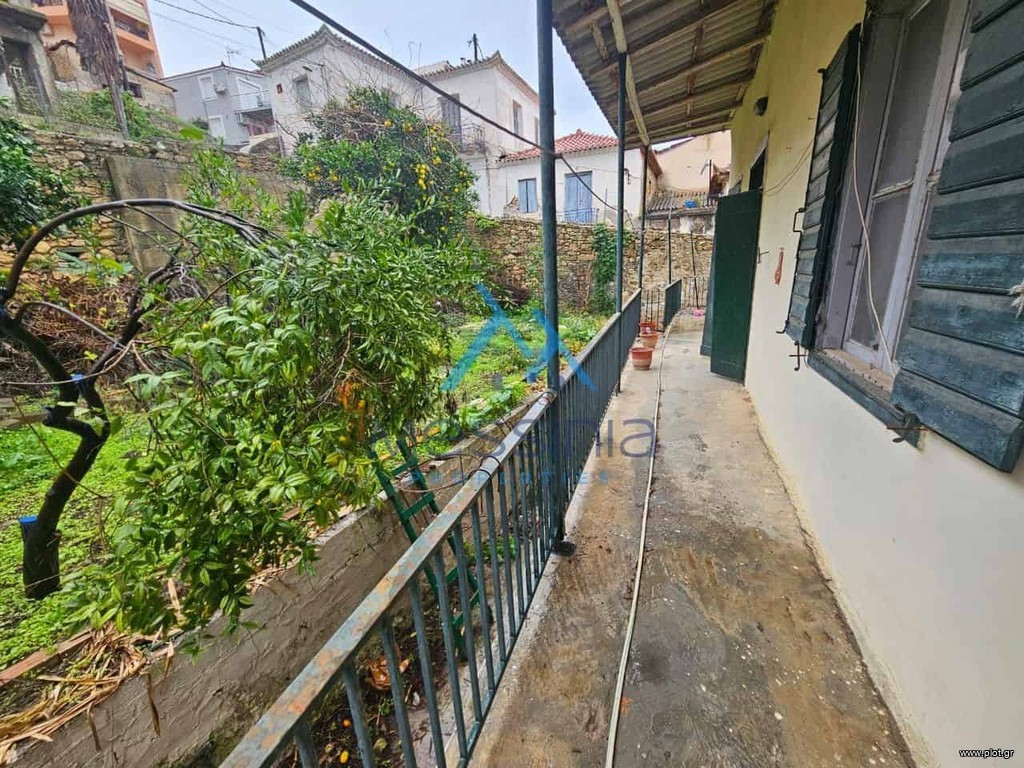 Μονοκατοικία 345 τ.μ. πρός πώληση, Μεσσηνία, Κορώνη