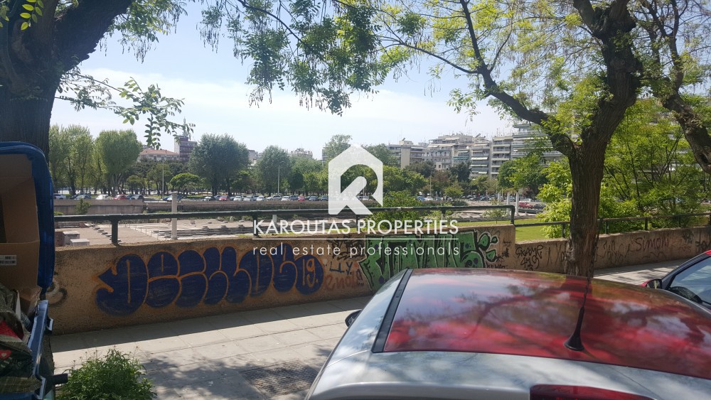 Κτίριο 600 τ.μ. προς πώληση, Άγιος Δημήτριος Θεσσαλονίκης