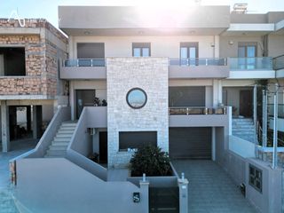 Maisonette 300 sqm for sale