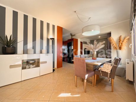 Διαμέρισμα 80τ.μ. για πώληση-Λέρνα