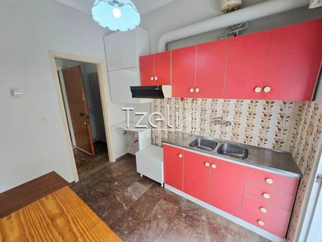 Studio / γκαρσονιέρα 32τ.μ. για πώληση-Πάτρα » Αμπελόκηποι