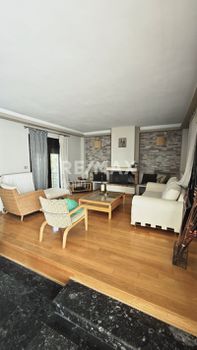 Διαμέρισμα 221τ.μ. για πώληση-Βόλος » Κέντρο