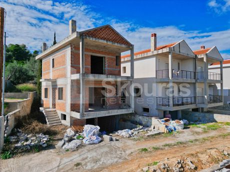 Μεζονέτα 141τ.μ. για πώληση-Ασίνη