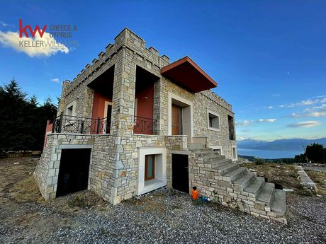 Detached home 420sqm for sale-Navpaktos