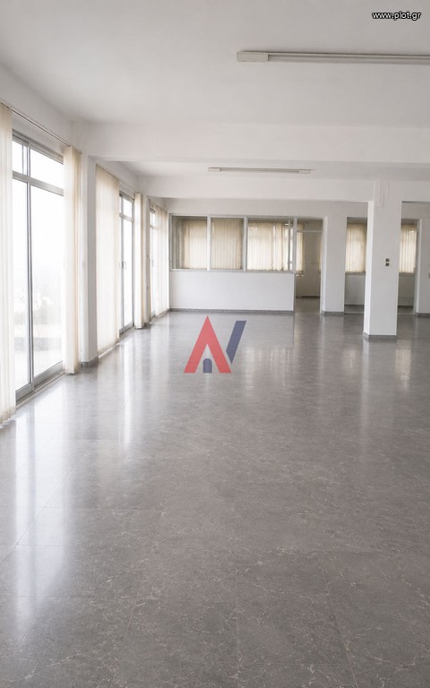 Επιχειρηματικό κτίριο 1.230 τ.μ. πρός ενοικίαση, Ν. Λάρισας, Γιαννούλη