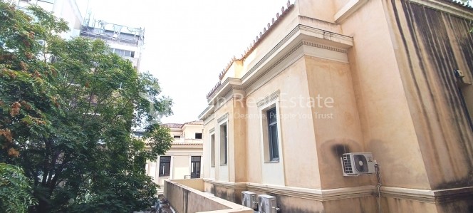 Επιχειρηματικό κτίριο 780 τ.μ. προς πώληση, Ομόνοια Αθήνας