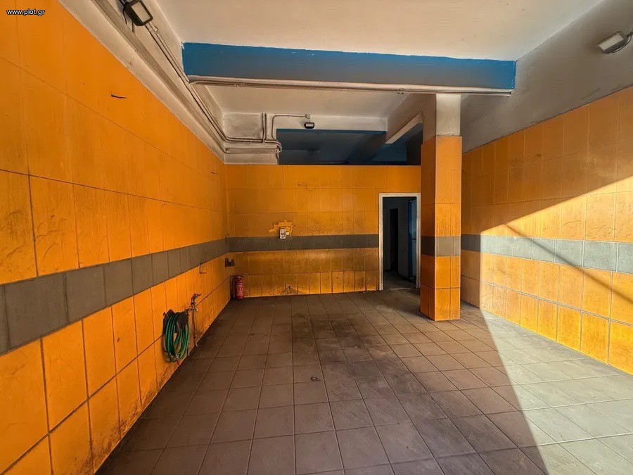 Κατάστημα 80 τ.μ. προς πώληση, Πεύκα Βέρδη