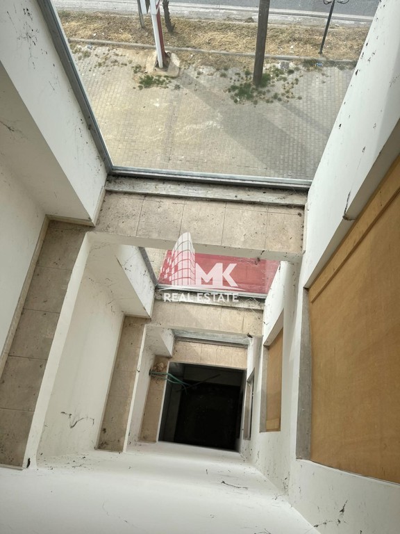 Επιχειρηματικό κτίριο 5.000 τ.μ. προς ενοικίαση, Κέντρο Λαγκαδά