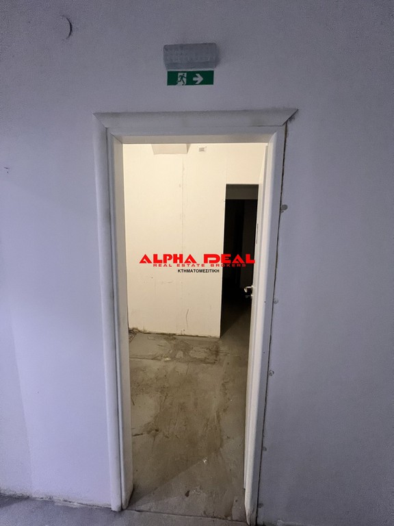 Κατάστημα 95 τ.μ. πρός πώληση, Πειραιάς, Πειραιάς - Κέντρο