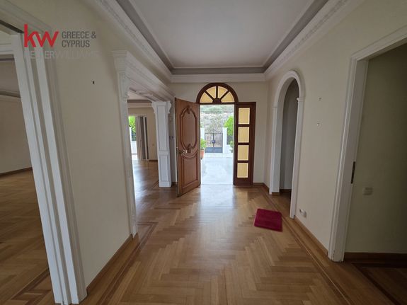 Apartment 170 sqm for rent, Athens - South, Voula