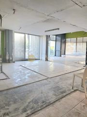 Store 192 sqm for rent