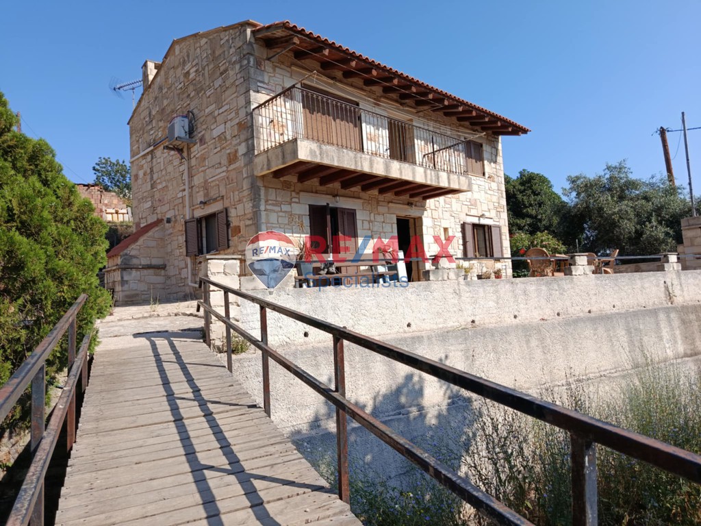 Μονοκατοικία 140 τ.μ. προς ενοικίαση, Βατόλακκος Μουσούρων