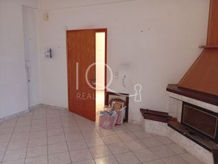 Διαμέρισμα 240 τ.μ. για πώληση, Μεσσηνία, Καλαμάτα-thumb-1